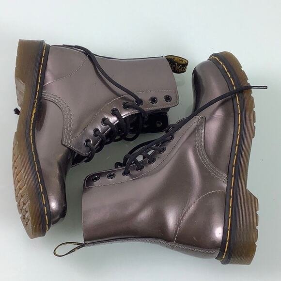 Dr. Martens Pascal 8 eyelet lace up patent platinum boots women size 7 - Picture 14 of 16